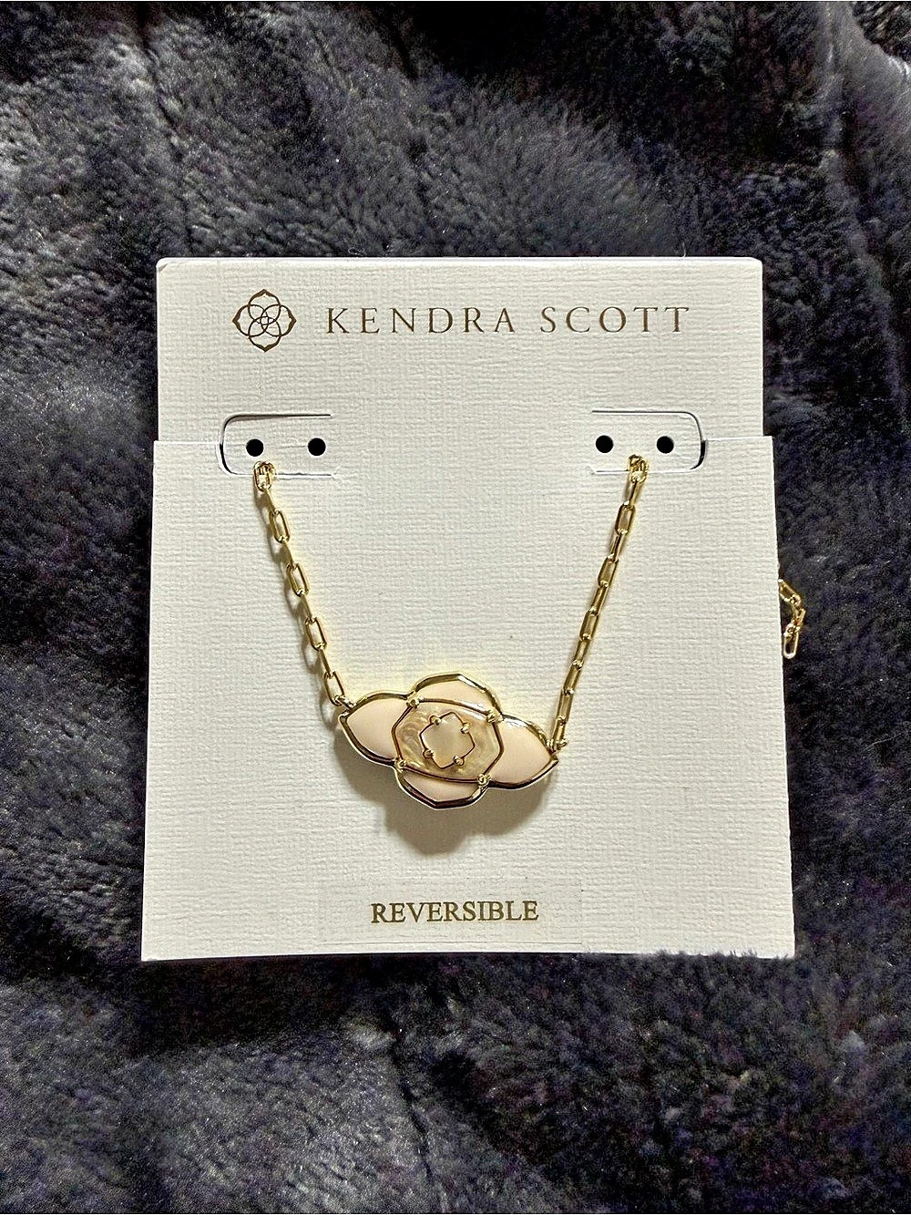 Kendra Scott Abbie Medallion Pendant Necklace Reversible Gold-Tone Necklace NWT